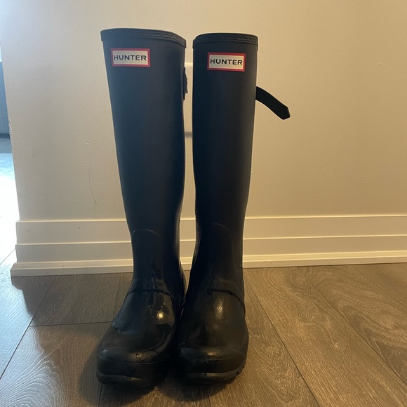 Black Hunter Rain Boots (Long Version) - Picture 1 of 5